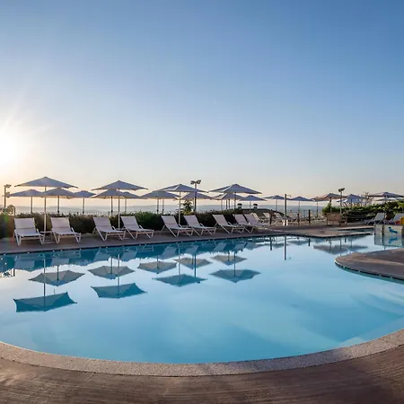 Hotel Ai Tardi Diano dʼAlba