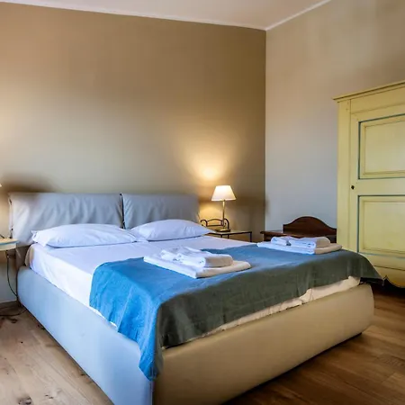 Ai Tardi Hotell 3*