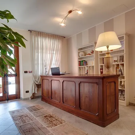 Hotell Ai Tardi 3*